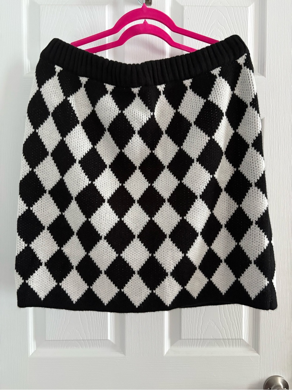 Eloquii Black & White Argyle Knit Pencil Skirt